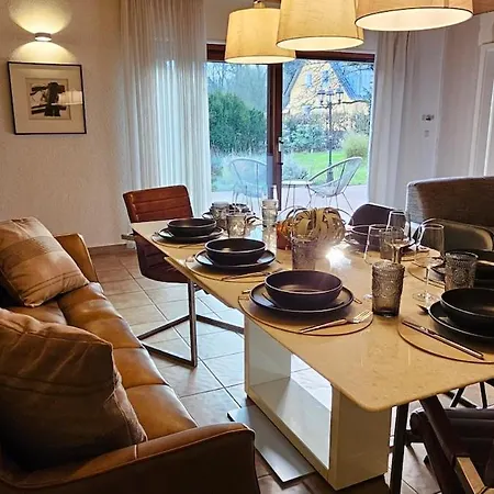 Work And Travel Near Cologne For 8 With South-facing Garden Appartement Siegburg