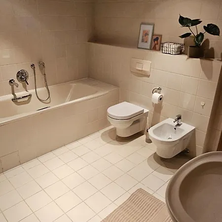 Work And Travel Near Cologne For 8 With South-facing Garden Apartmán Siegburg